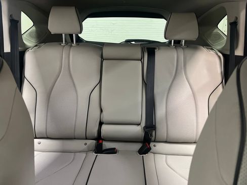 Used 2025 Acura RDX SH-AWD w/ Advance Package image 28