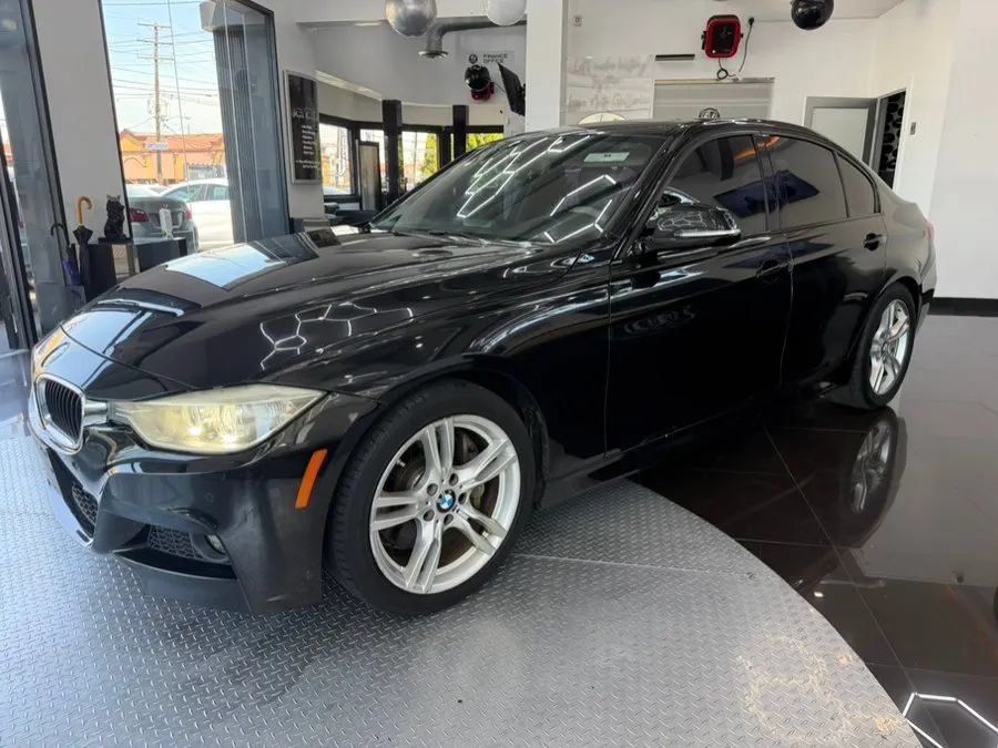 Used 2015 BMW 328i Sedan RWD image 2