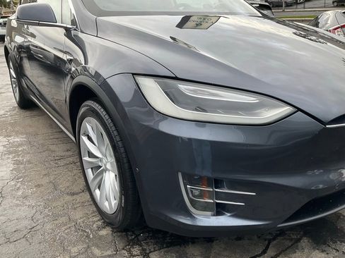 Used 2017 Tesla Model X 75D image 72