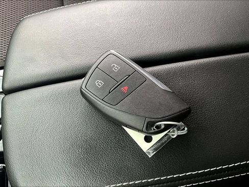 Used 2023 Buick Envision Preferred FWD image 33