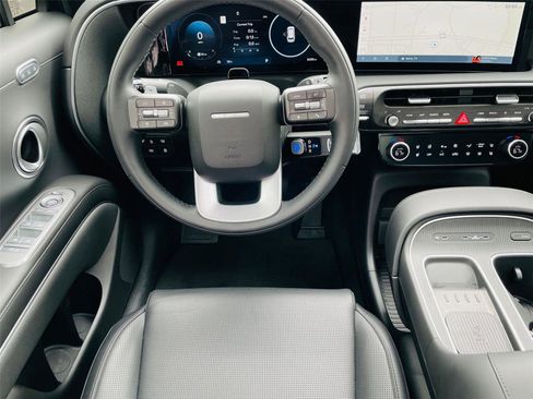 Used 2026 Hyundai Palisade Calligraphy FWD image 36