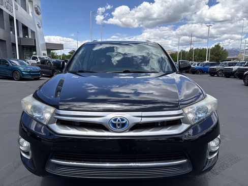 Used 2012 Toyota Highlander Limited AWD/4WD image 8