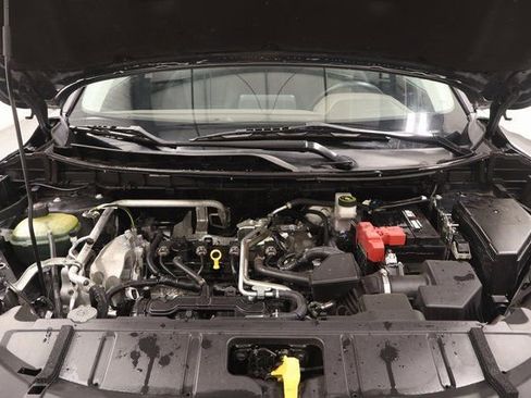 Used 2021 Nissan Rogue S image 22