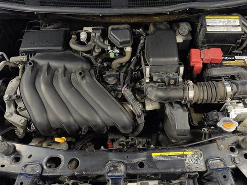 Used 2019 Nissan Versa S Plus FWD image 30
