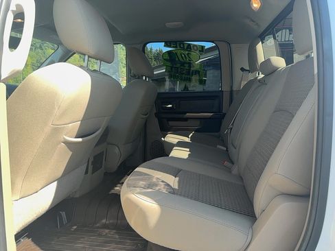 Used 2012 RAM 3500 SLT w/ Max Tow Pkg AWD/4WD image 10