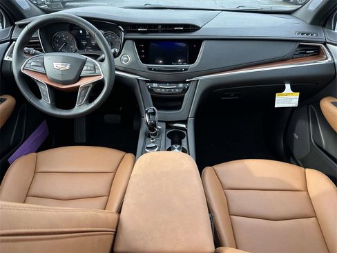 New 2026 Cadillac XT5 Premium Luxury w/ Driver Assist Package image 18
