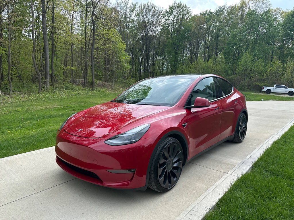 Used 2023 Tesla Model Y Performance AWD/4WD image 4