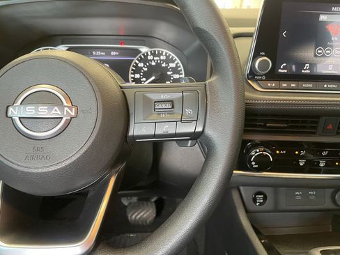 Certified 2024 Nissan Rogue S FWD image 14