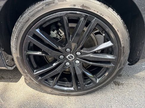 Used 2023 Volvo S60 T8 Ultimate AWD/4WD image 3