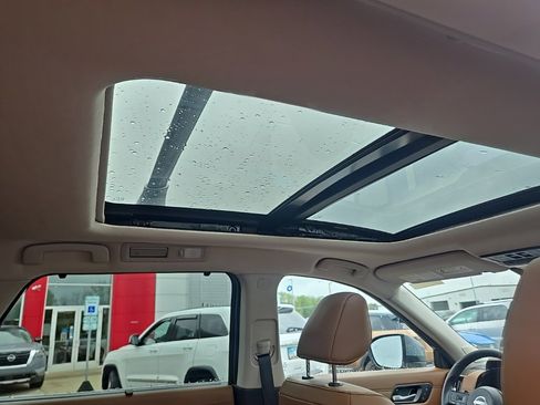 New 2025 Nissan Pathfinder Platinum w/ Cargo Package image 37