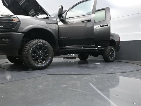 Used 2025 RAM 2500 Power Wagon AWD/4WD image 32