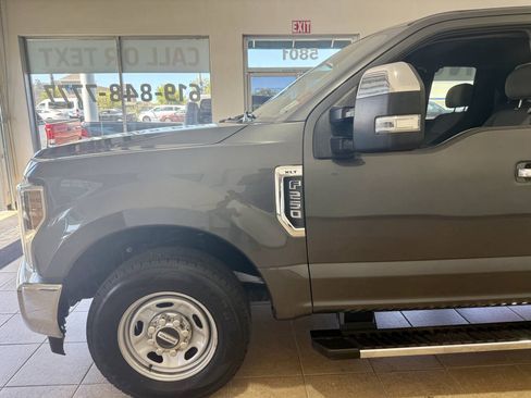 Used 2019 Ford F250 XLT w/ XLT Premium Package RWD image 13