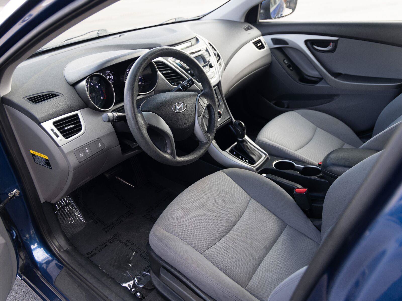 Used 2016 Hyundai Elantra SE FWD image 8