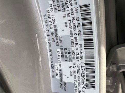 Certified 2025 MAZDA MAZDA3 s image 17