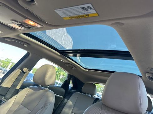 Used 2013 Hyundai Elantra GT w/ Tech Pkg FWD image 18