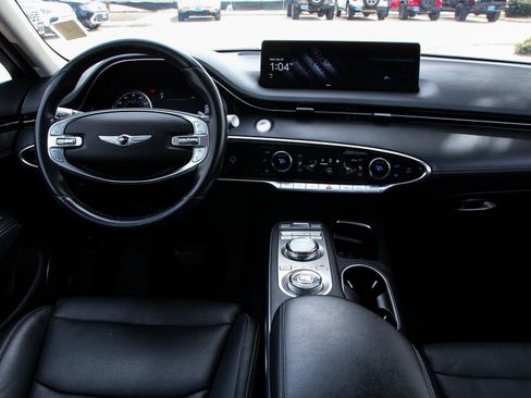 Used 2022 Genesis GV70 2.5T w/ Select Package AWD/4WD image 32