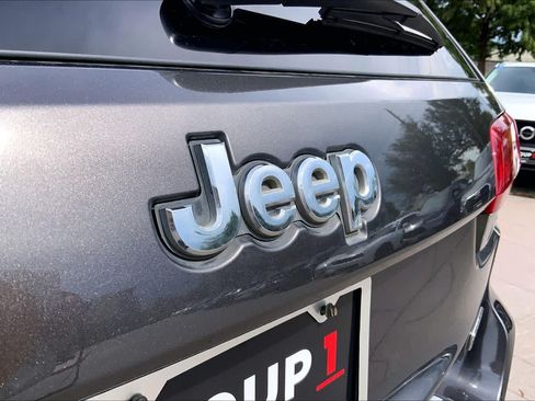 Used 2014 Jeep Grand Cherokee Summit RWD image 30