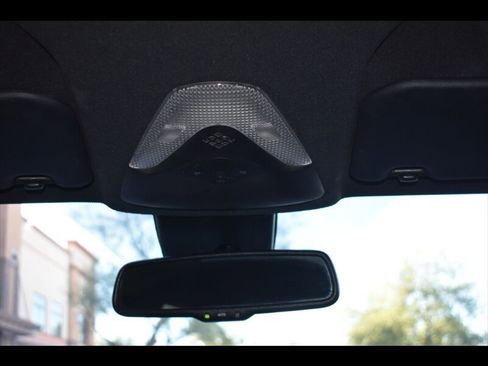 Used 2018 Toyota C-HR XLE image 30