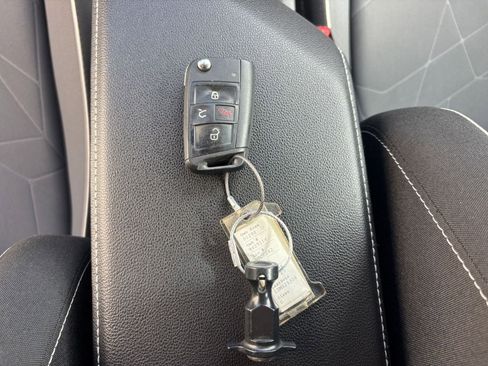 Used 2025 Volkswagen Jetta Sport image 21