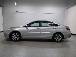 Used 2017 Toyota Camry XLE w/ Moonroof Package FWD video 2