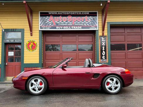 Used 1998 Porsche Boxster RWD image 16