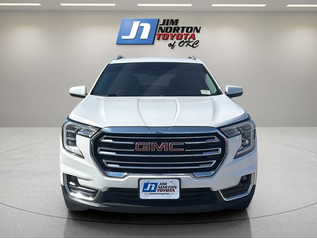 Used 2022 GMC Terrain SLT AWD/4WD image 2