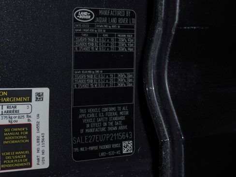 Used 2023 Land Rover Defender 110 X-Dynamic SE image 34