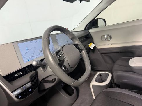 Used 2024 Hyundai Ioniq 5 SE RWD image 21