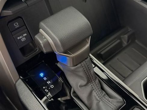Used 2025 Toyota Tundra SR5 AWD/4WD image 16