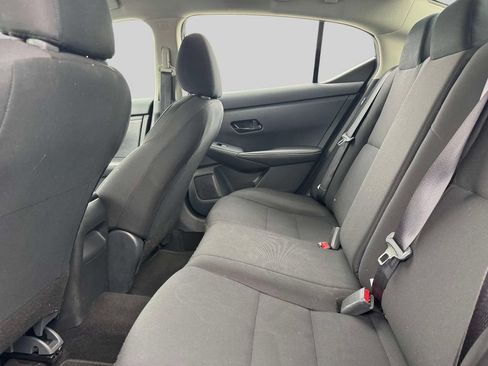 Used 2025 Nissan Sentra S FWD image 11