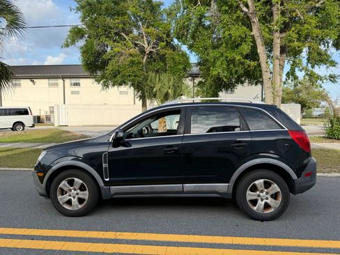 Used 2013 Chevrolet Captiva Sport LS FWD image 8