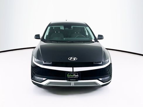 Used 2024 Hyundai Ioniq 5 SEL RWD image 2