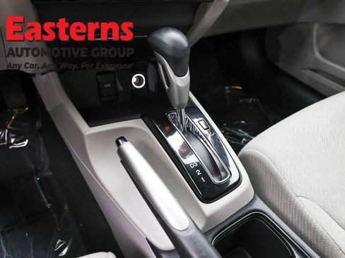 Used 2013 Honda Civic LX image 12