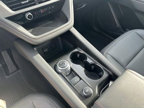 New 2026 Ford Explorer Active w/ Active Comfort Package image 17