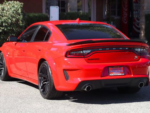 Used 2022 Dodge Charger Scat Pack RWD image 6