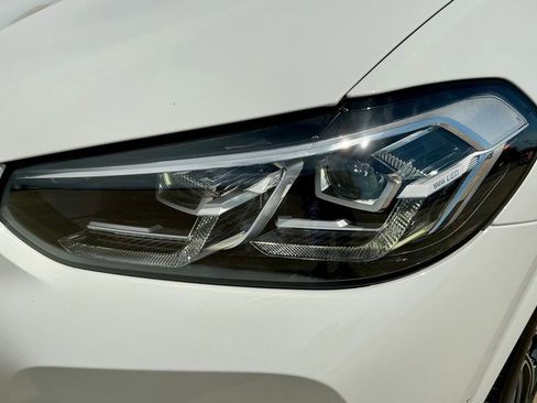 Used 2022 BMW X4 M40i AWD/4WD image 9