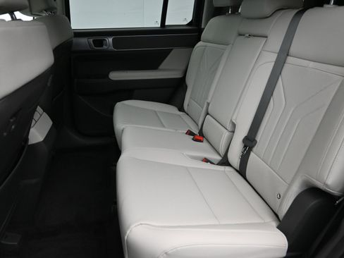 Certified 2025 Hyundai Santa Fe SEL AWD/4WD image 24