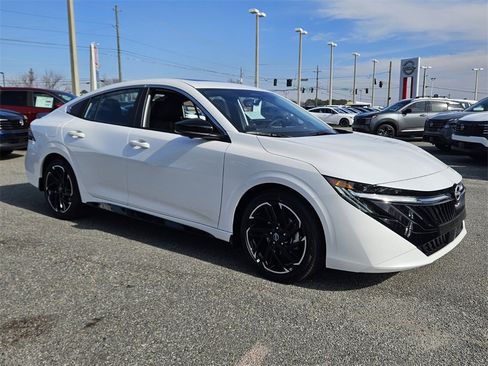 New 2026 Nissan Sentra SR image 18