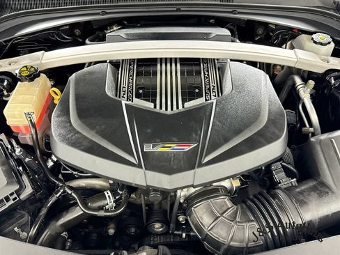 Used 2019 Cadillac CTS V w/ Carbon Fiber Package RWD image 38