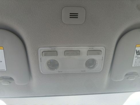 Used 2016 Toyota Prius C One FWD image 29