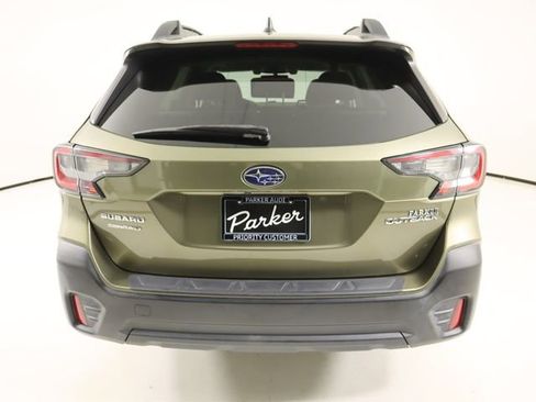 Used 2021 Subaru Outback Premium AWD/4WD image 4