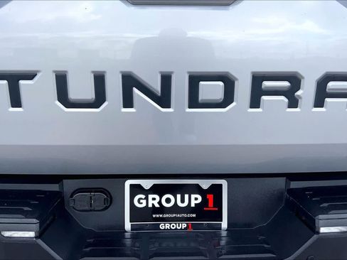 Used 2023 Toyota Tundra Limited w/ Power Package AWD/4WD image 10