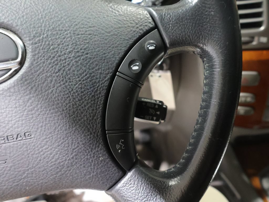 Used 2007 Lexus LX 470 4WD w/ Preferred Accessory Pkg image 33