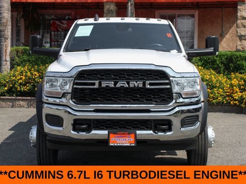 Used 2021 RAM 5500 Tradesman w/ Chrome Appearance Group AWD/4WD image 3