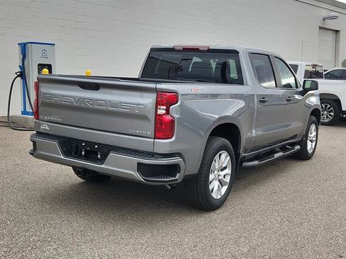 New 2026 Chevrolet Silverado 1500 Custom image 3