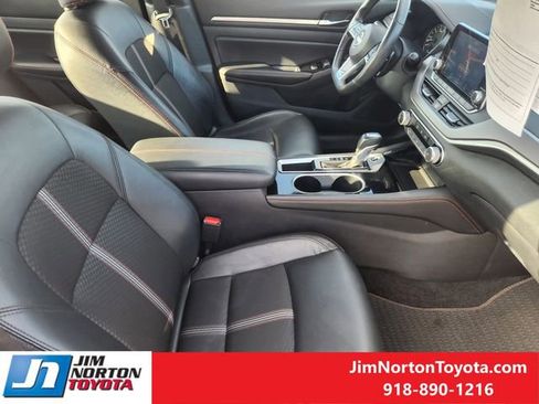 Used 2024 Nissan Altima 2.5 SR image 15