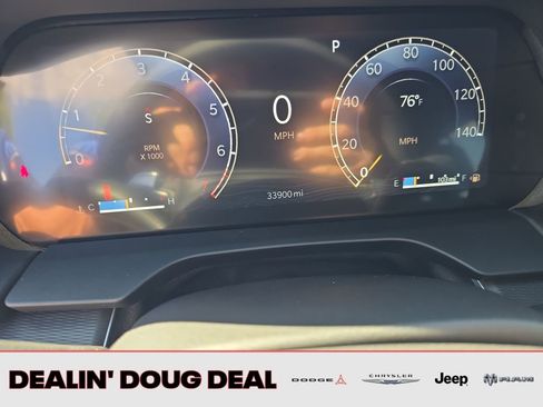 Used 2024 Jeep Grand Cherokee Laredo w/ Luxury Tech Group I image 17