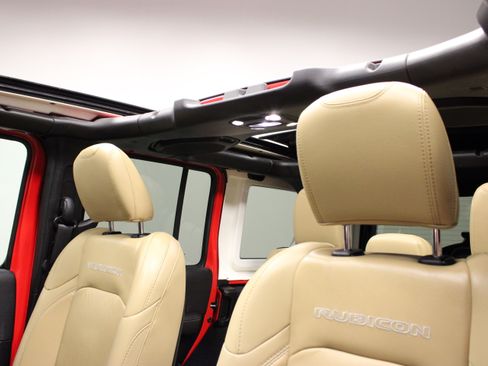 Used 2019 Jeep Wrangler Unlimited Rubicon AWD/4WD image 10