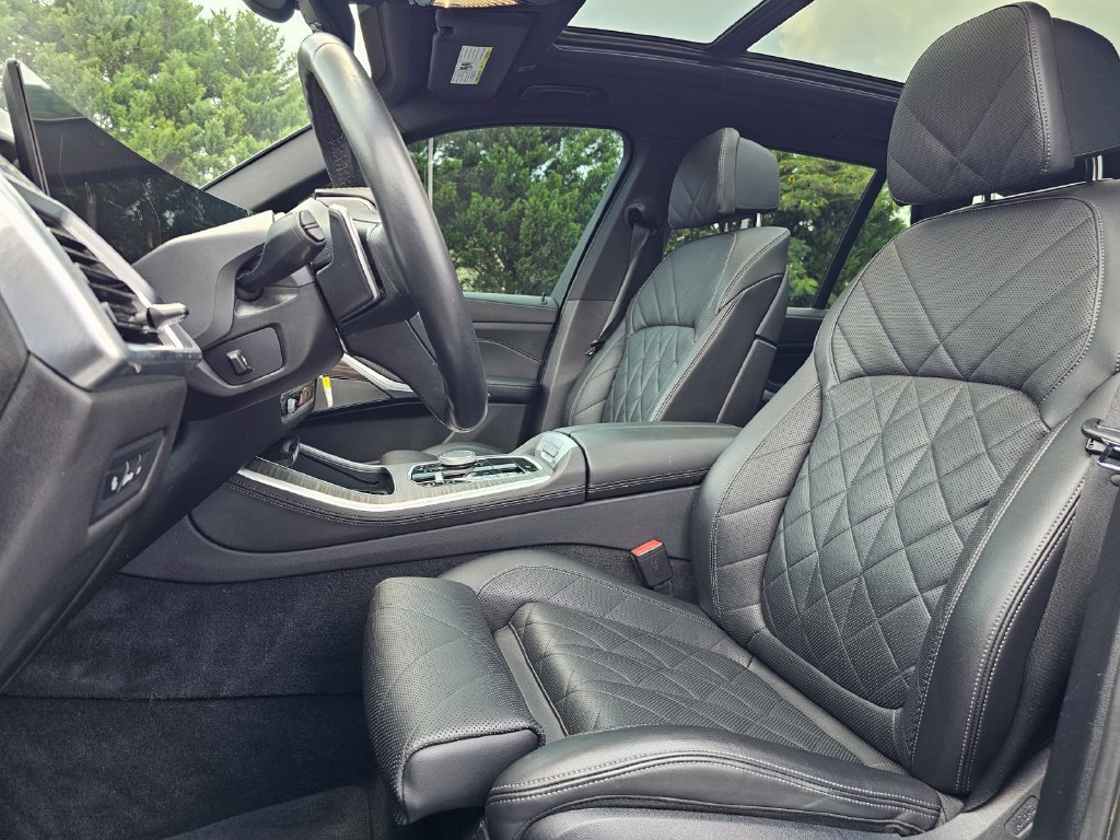 Certified 2024 BMW X5 xDrive40i w/ Premium Package AWD/4WD image 14