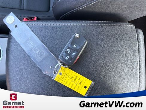 Used 2021 Volkswagen Passat 2.0T R-Line image 30